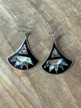 Vintage Mexican Alpaca Silver Fan Earrings – Abalone & Black Enamel Inlay